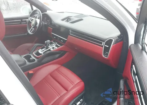 2021 Porsche Cayenne Gts z USA, uszkodzony, nr VIN WP1AG2AY9MDA34306